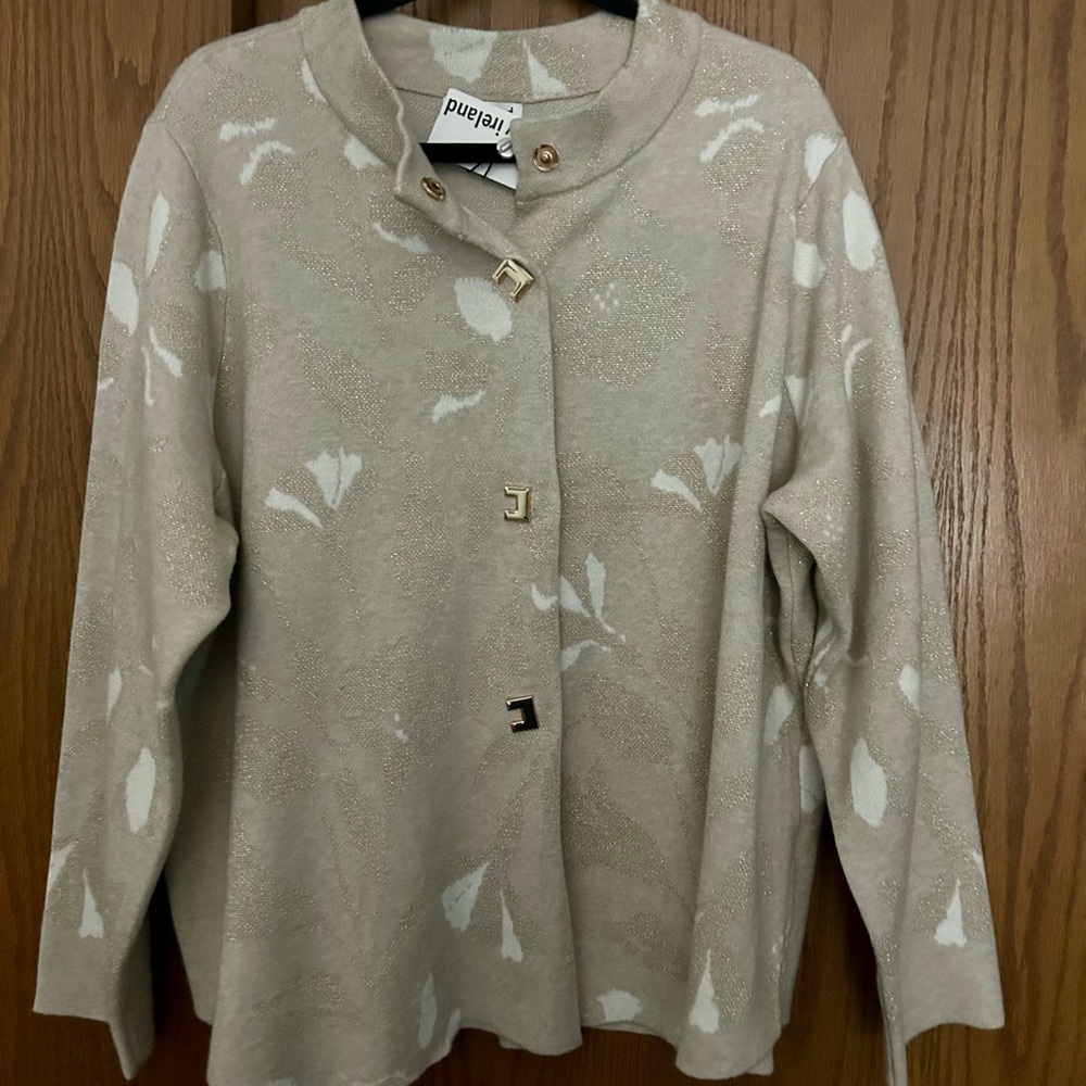 (NWT) Neutral Stretch Sweater Jacket W/ Gold Thread Accents & Hardware (Size 3X) - Picture 7 of 11
